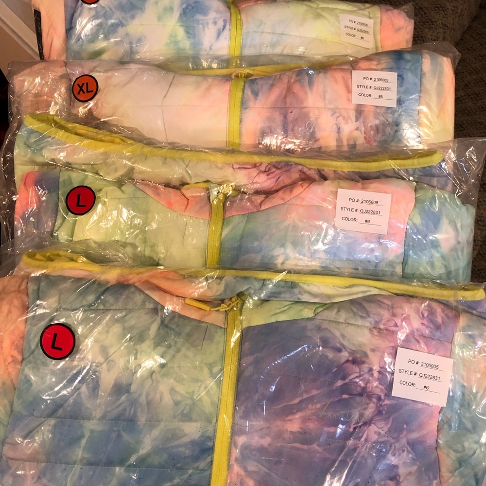 Alexa Rae Colorful Tie-Dye Kids Puffer Jacket - Picture 5 of 6
